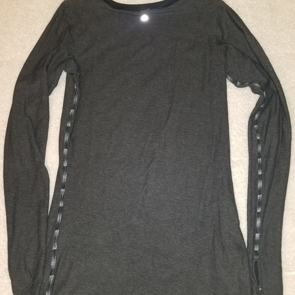 Lululemon Cabin Yogi LS Top 6 - Picture 1 of 4